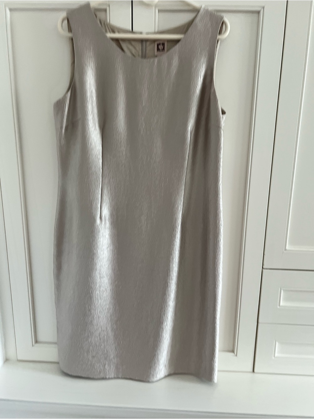 Anne Klein 2 pcs Soft Gold Metallic Midi Dress and jacket. Luxury chic!